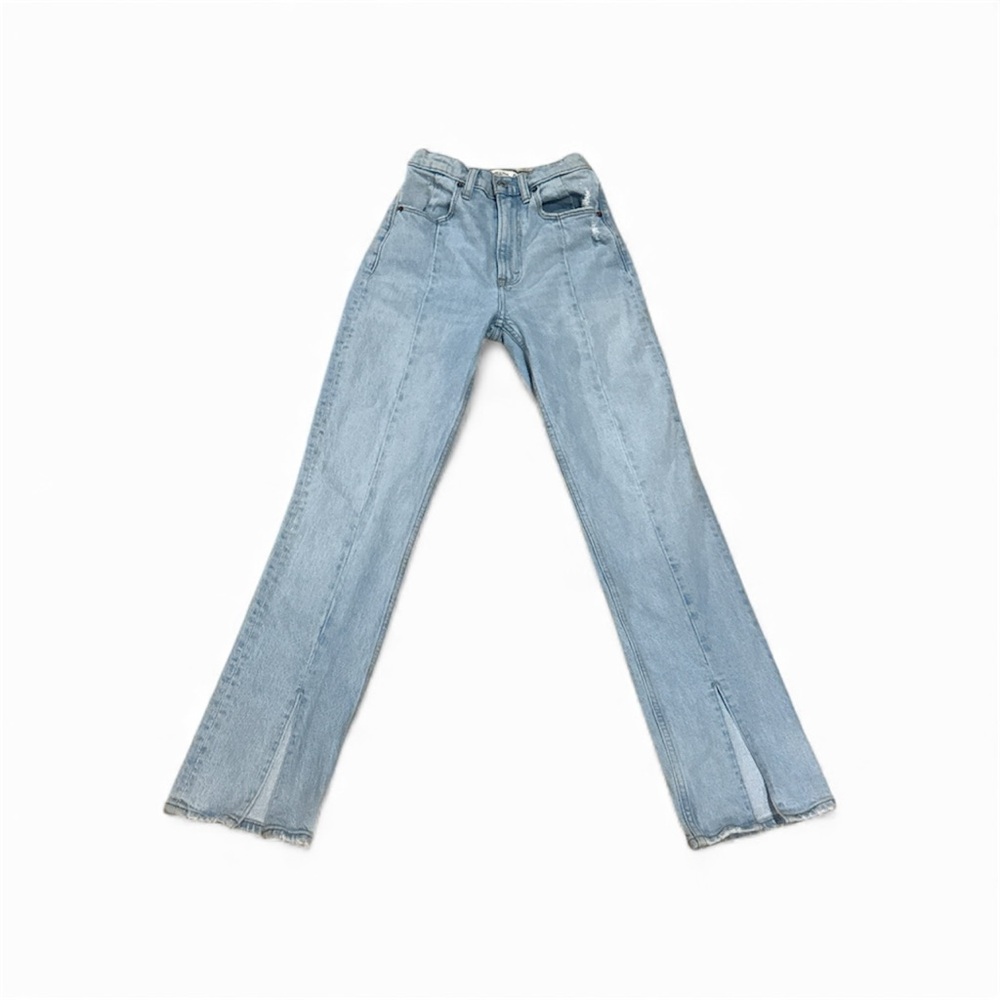Abercrombie & Fitch Women’s 90s straight ultra high rise jeans size 000R/23
